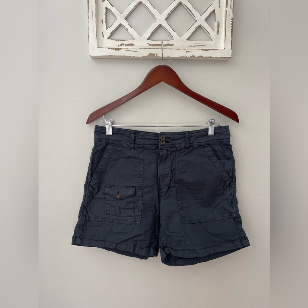 Anthropologie The Wanderer Cargo Midi Shorts In Midnight Dark Blue Size 27